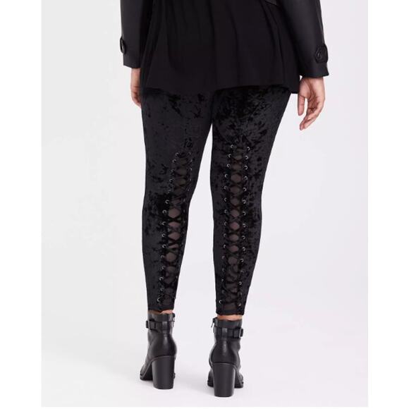 Torrid Women's Full Length Velvet Back Lace-Up Leggings Black Size 00 Medium M - Picture 1 of 5